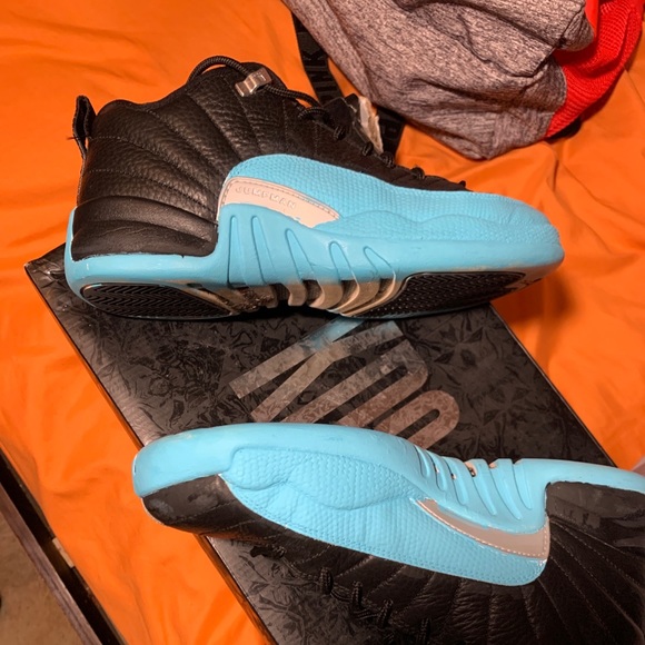 jordan 12 gs - Picture 1 of 3